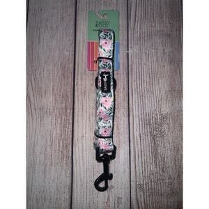 New Sassy Woof Magnolia Dog Pet Fabric Leash Standard NWT 5 Feet Long
